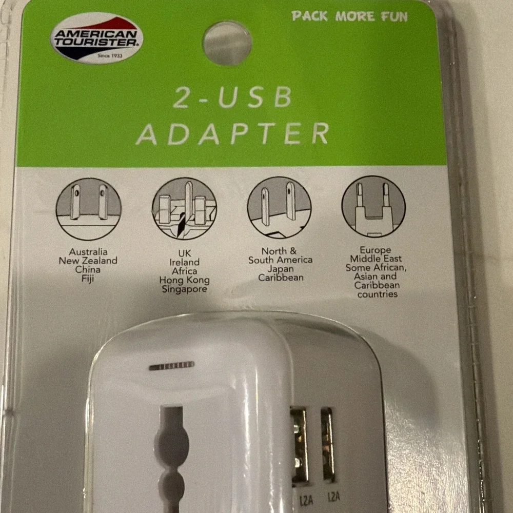 AMERICAN TOURISTER Electronics 2 USB Travel Adapter AT97-170-027-08 White NEW